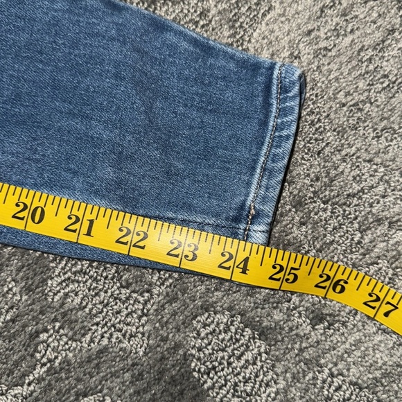 •Petite Paige denim Hoxton crop• - Picture 7 of 7